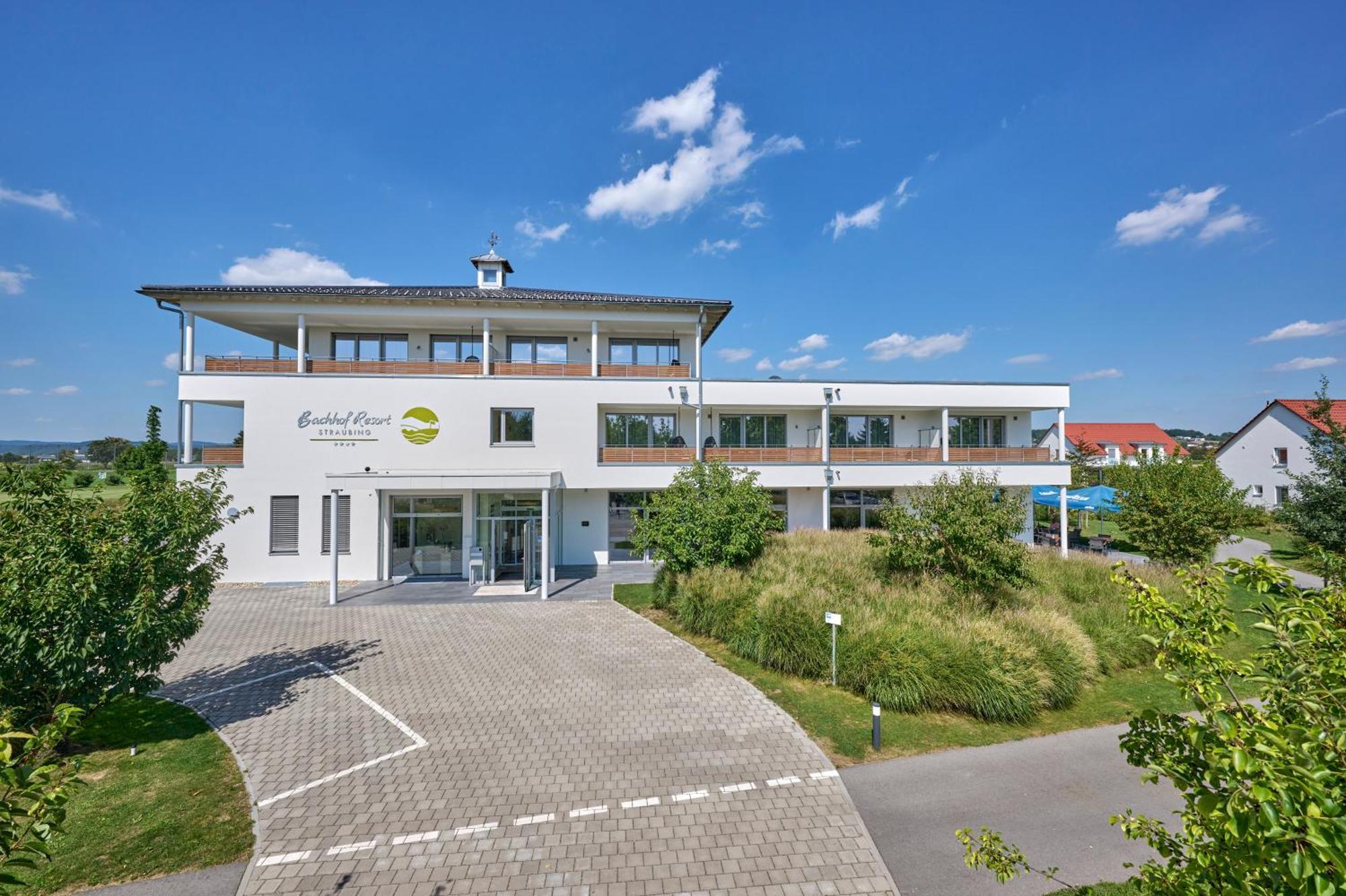 Bachhof Resort Hotel Kirchroth Exterior photo